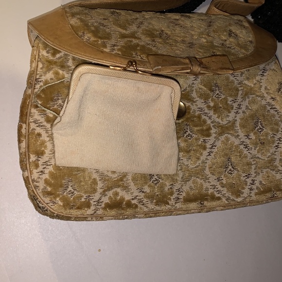 Vintage 1950's Cream Velvet & Leather Bag by Bienen Davis. - Picture 7 of 8